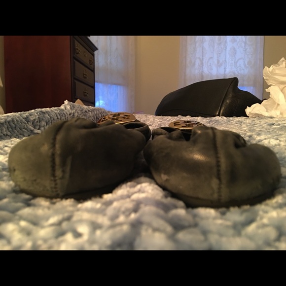 Tory Burch Reva Flats - Black/Gold - Size 10 - Picture 3 of 7